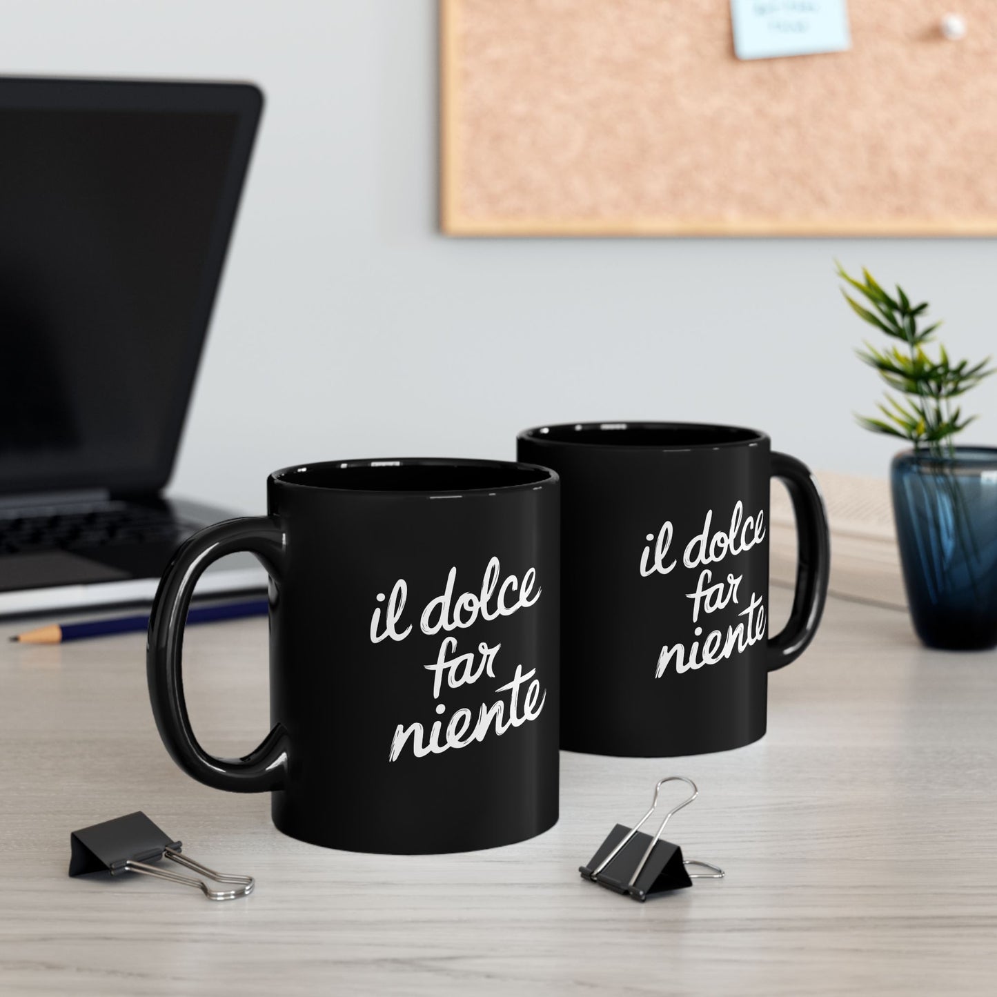 Il Dolce Far Niente Black Mug (11oz, 15oz)