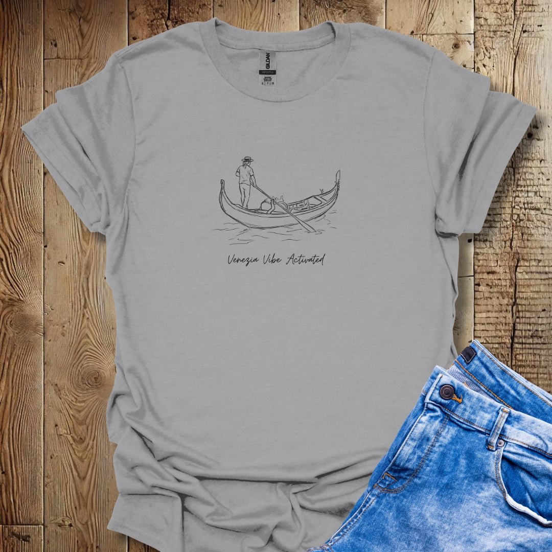 Venezia Vibe Venice Gondola Lightweight Unisex T-shirt